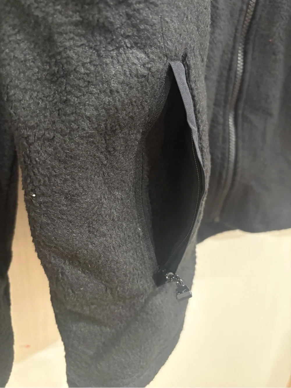 Eddie Bauer Black Quilted-Panel Fleece Jacket